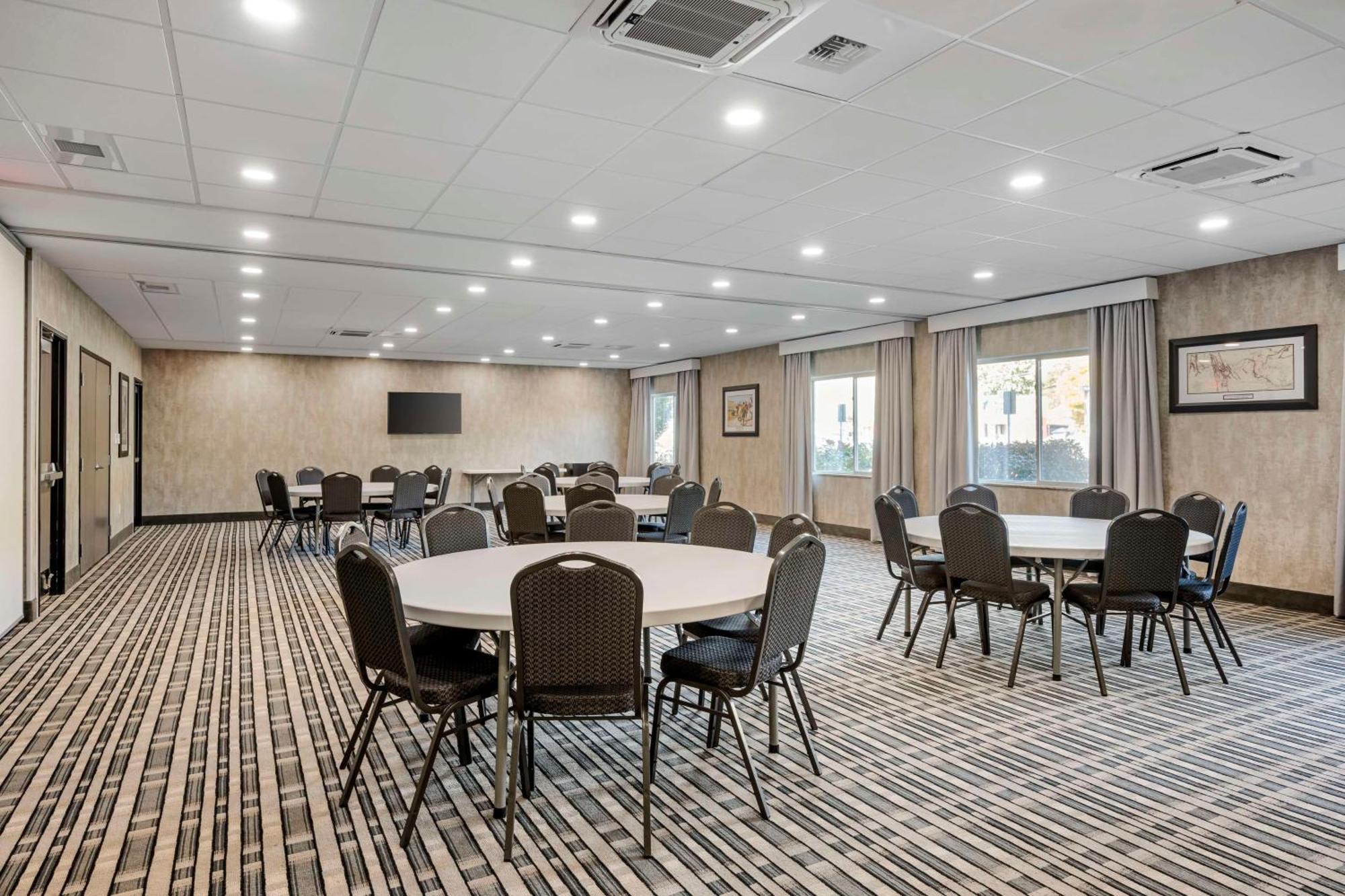 Hotel Best Western Plus The At Hells Canyon